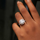 18k White Gold Engagement Ring - 01GG65